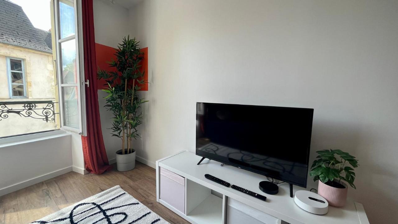 L'Artiste En Duplex Apartment Nevers Exterior photo